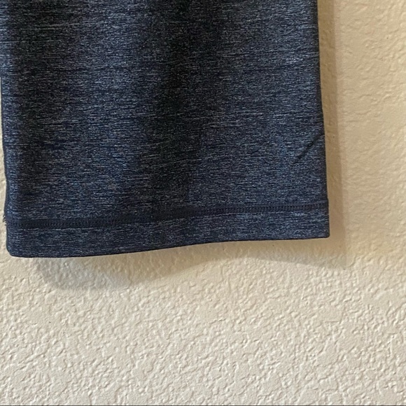 Lululemon Reversible‎ Groove Crop Leggings - Picture 5 of 5